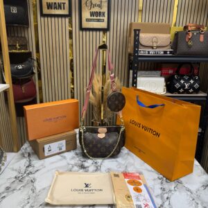 latest-pochette-with-box-gift-bag-3