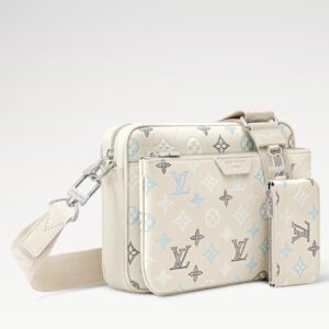 latest-pochette-bag-with-extra-2-belts-2