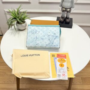 latest-premium-unisex-toiletry-pouch