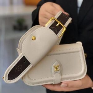 latest-pochette-bag