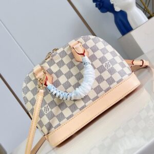 latest-top-notch-bag