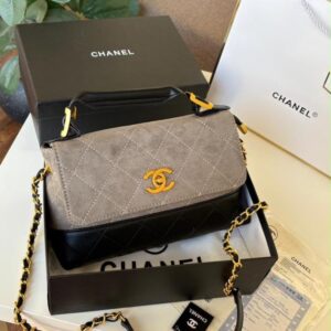 latest-suede-vanity-bag-2