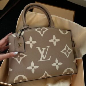 latest-bicolour-handbag